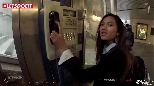 Đi gặp đối tác tiện thể làm tình vài đường cơ bản với anh