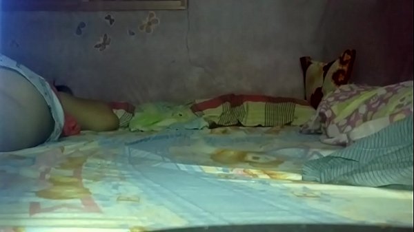 Quay lén địt em sinh viên cạnh phòng trọ