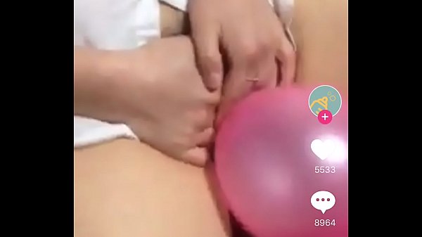 Lấy lol thổi bóng lạ à nha