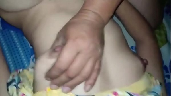 Lồn múp nhiều nước