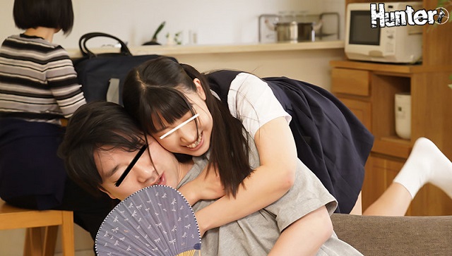 Tôi muốn nhìn thấy nét mặt ngây thơ của cô gái ấy