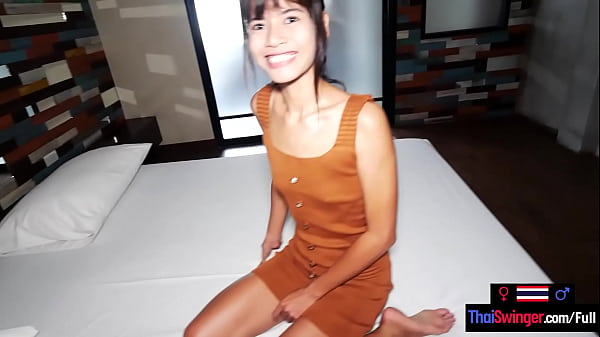 Thứ duy nhất đem lại cảm hứng lúc này là cô ta
