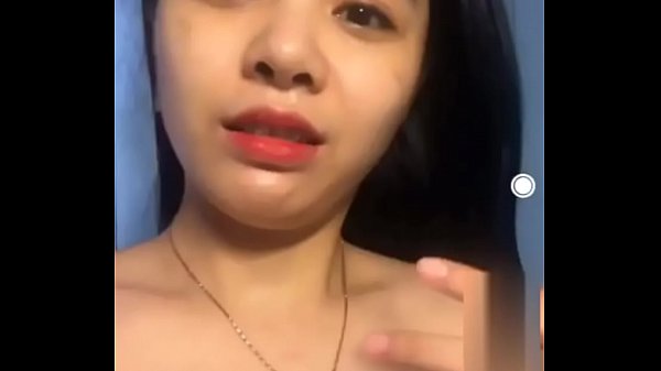 Xoa lồn em gái Hạ Long