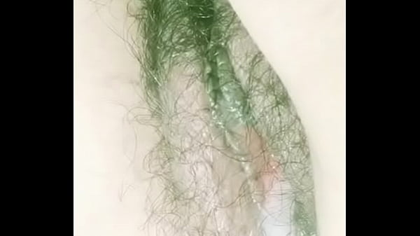 Bím em ghệ cấp 2 mới đụng vào đã ra nước