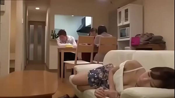 Húp con em dâu hở hang sexy nhìn mà nứng