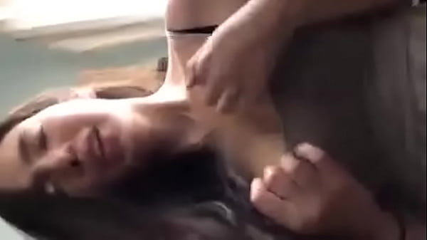 Em hotgirl xinh dâm khoái cưỡi ngựa nhún nhảy