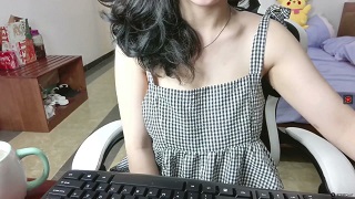 Em Anna gấu bưởi to ngồi live thủ dâm sexy dâm dục