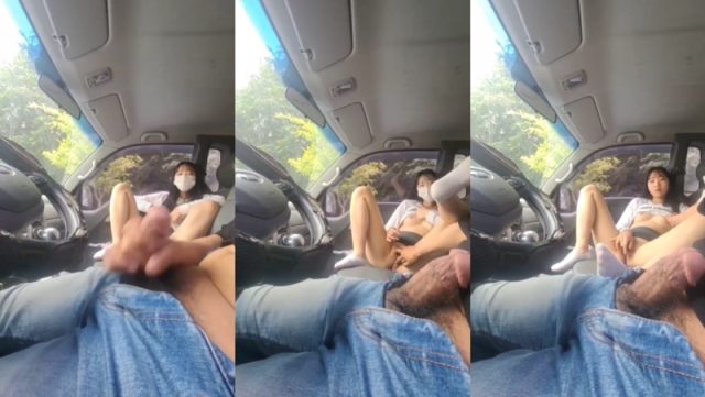 Địt gái nóng bỏng trong xe hơi