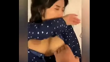 Đồng Nghiệp Vú Khủng Mời ăn Trưa Rồi Dẫn đi địt Nhau
