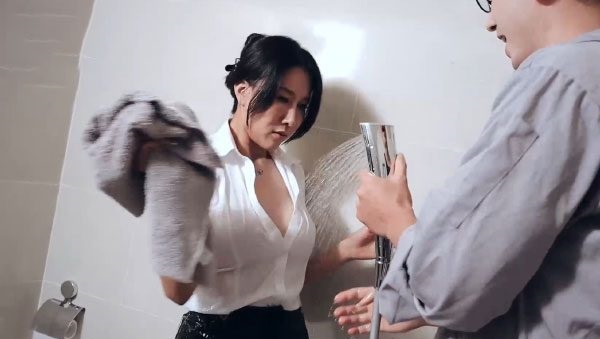 Thợ sửa ống nước địt em gái mát lạnh – Sex Vietsub nóng bỏng