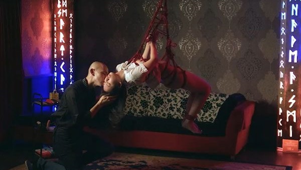 Đầu Bếp Trai Tráng Trả đũa Cô Tiểu Thư Ngạo Mạn Bằng Màn ân ái Nóng Bỏng